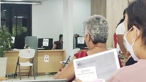 Mientras Senatur invita a pasear, hospitales cancelan citas y cirugías