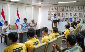 Bello entregó becas a jóvenes para la Escuela Taller - ADN Digital