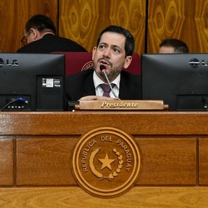 Latorre apoya operación conjunta para derrocar al régimen islámico de Irán - ADN Digital