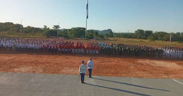 La Nación / “La historia del Paraguay está tejida con coraje, sacrificio, fe y resiliencia”, afirma Peña