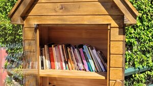 La biblioteca callejera de San Bernardino recupera sus libros
