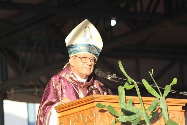 Monseñor Ricardo Valenzuela cuestiona la indiferencia política y social  - Nacionales - ABC Color