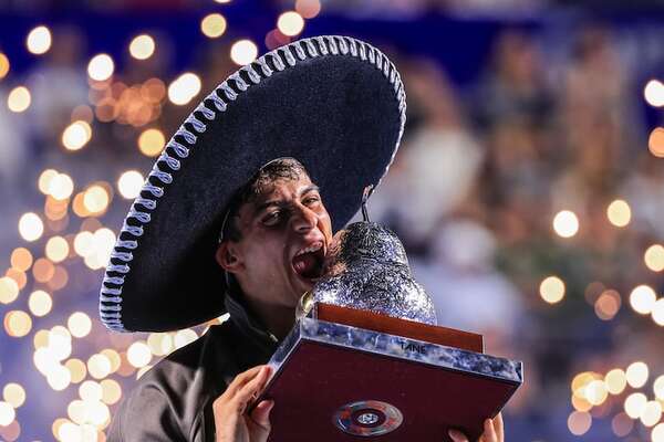 Italiano Cobolli se consagra en Acapulco - Tenis - ABC Color