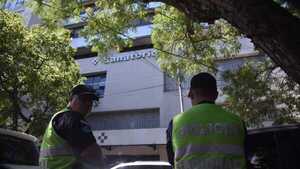 Fiscala envía al neuropsiquiátrico a joven que intentó visitar a Cartes