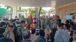 Con honores militares despidieron a don Virgilio Dávalos, excombatiente de la Guerra del Chaco - Nacionales - ABC Color