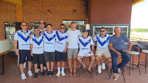 Campeones nacionales de 1996 evocan la histórica consagración salonista - Concepción al Día