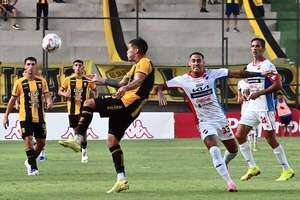 Nacional 1-Guaraní 1: Mucho calor; trámite frío - Fútbol - ABC Color