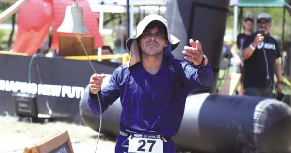 La Nación / Campeón: guarda corrió 114 kilómetros en 18 horas