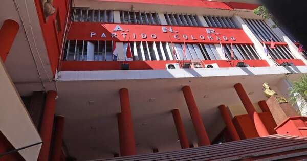 La Nación / ANR presenta 629 precandidaturas