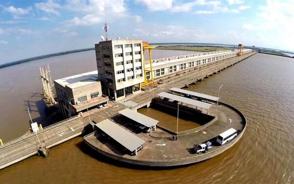 En Yacyretá imponen “ley del silencio” a funcionarios y amenazan con sanciones - Economía - ABC Color