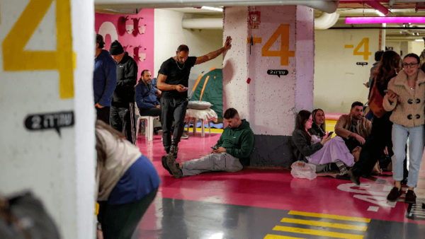 Dos paraguayas solicitan asistencia a Embajada en Israel tras desatarse conflicto en Medio Oriente - Noticiero Paraguay