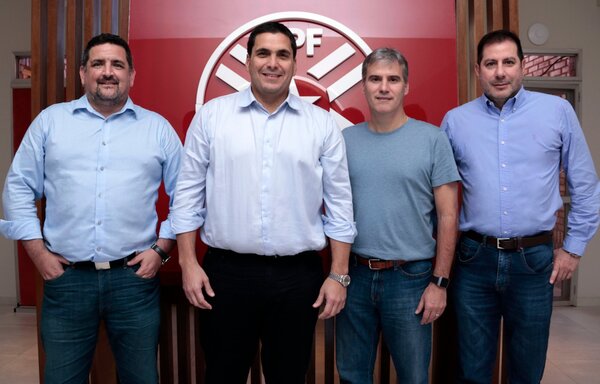 "Javier Díaz de Vivar no representa a Olimpia"