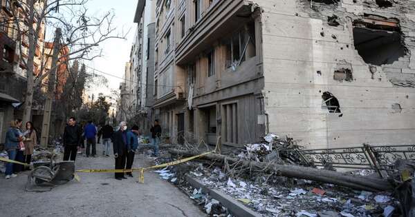 La Nación / Irán afirma haber atacado 560 objetivos de EE. UU. e Israel en dos días