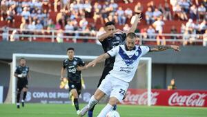 Héctor Melgarejo critica el arbitraje tras la derrota de Ameliano: "Se equivocaron a favor de Olimpia"