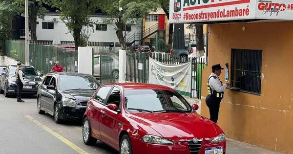 La Nación / Cien municipios ya implementaron las licencias de conducir con sistema QR