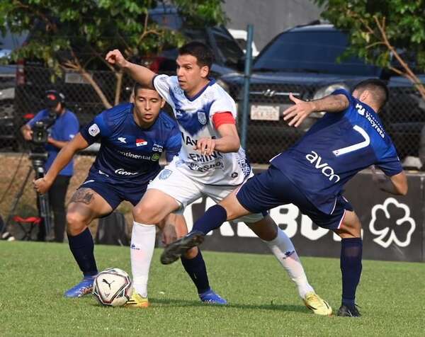 Jorge González para Zeballos: “Somos un equipo intenso, que quiere que el jugador corra” - Deportivo Recoleta - ABC Color