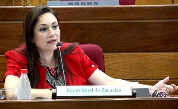 Popular / Dipu pide que para vichear asunto de caja físical debe haga comisión especial