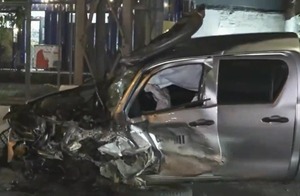 Dos camionetas chocaron de frente; hay una persona herida