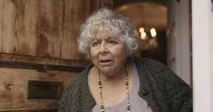 La Nación / Octogenaria protagoniza corto nominado al Óscar sobre la soledad en la vejez