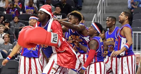 La Nación / Los Harlem Globetrotters celebran 100 años de básquet y diversión