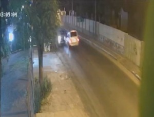 Choque frontal sobre la avenida Santa Teresa deja un conductor herido | Unicanal