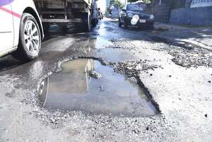 Artigas: promesa de “priorizar” a Asunción se hunde en los baches - Nacionales - ABC Color