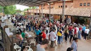 La ANR define sus piezas: más de 16.000 precandidatos aguardan oficialización tras etapa de impugnaciones  - Política - ABC Color