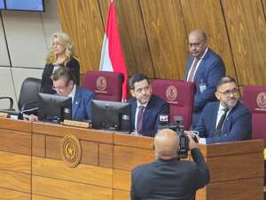 “Re-re-rekutú”: cuarto periodo de Latorre como titular de Diputados y lo “piropean” con la vicepresidencia - Política - ABC Color