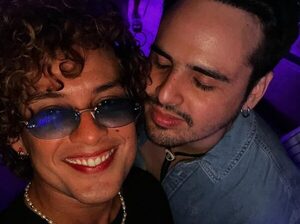 Popular / ¿Cantante de "Purahéi Soul" se divorció y patea hacia su arco?