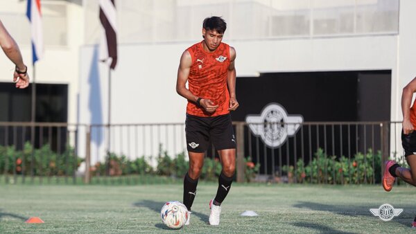 Rubén Di Tore lamenta la lesión de Alexis Duarte