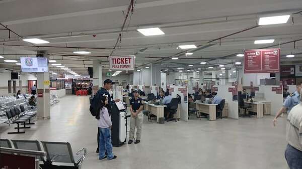 Instalan nuevo software en Identificaciones y aseguran que atención es más ágil - Nacionales - ABC Color