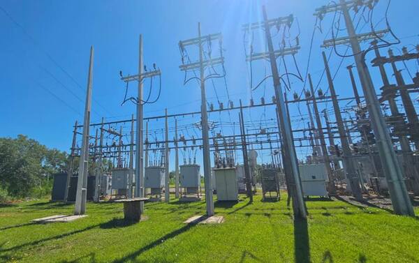 La ANDE puso en servicio nueva línea de 23.000 voltios para Benjamín Aceval