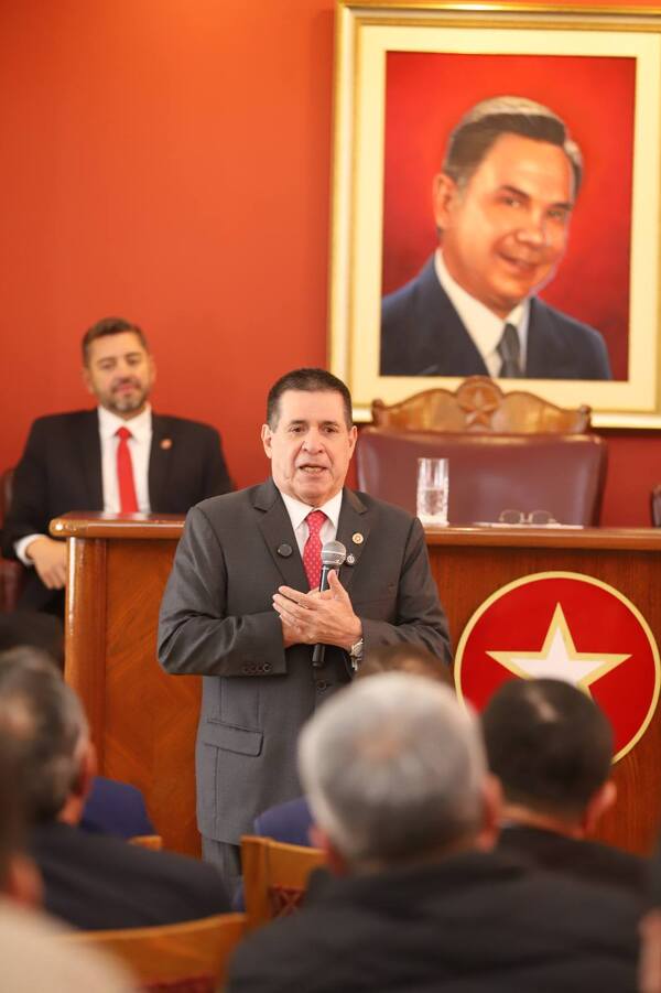 Tras recibir alta médica, Horacio Cartes agradece apoyo recibido  | Unicanal