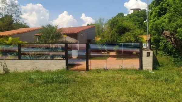 Hallan muerta a alemana y sus perros en Itauguá