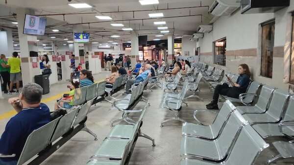 AUDIO: Instalan nuevo software en Identificaciones y aseguran que atención es más ágil  - A La Gran 7-30 - ABC Color