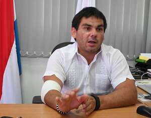 Piden a la Fiscalía investigación de oficio a José González, asesor jurídico de IPS - Nacionales - ABC Color