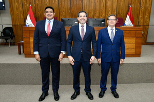 Raúl Latorre es reelecto por cuarto año consecutivo como presidente de Diputados | Unicanal