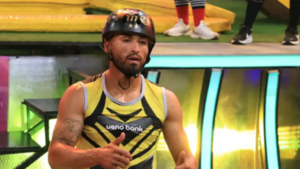 Eve le pide disculpas a Elvio