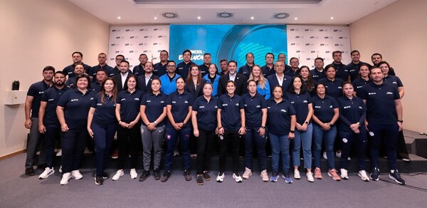 Inicio del curso para entrenadores de Fútbol Femenino