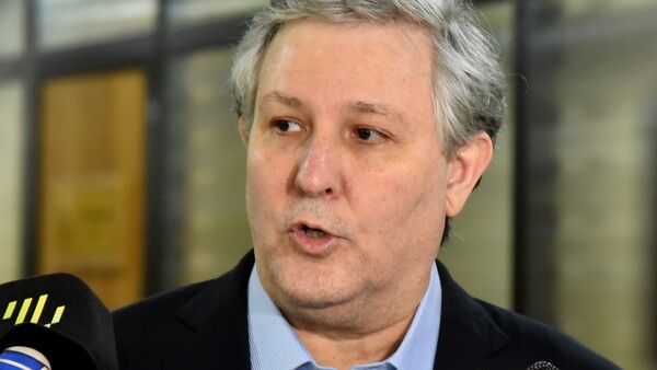 Senador solicita a la FGE una investigación penal contra asesor jurídico de IPS