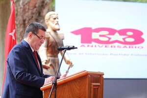 Comunicado: Cartes agradece apoyo ciudadano y destaca labor del equipo médico