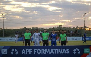 Las acciones del primer capítulo en la categoría Juvenil