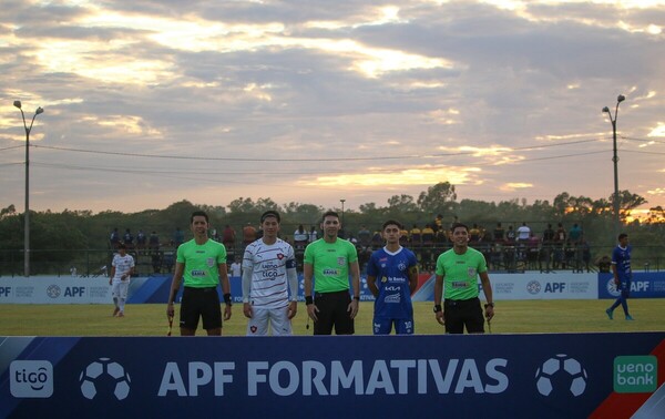 Las acciones del primer capítulo en la categoría Juvenil