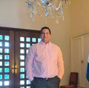 José Zalazar presentará su primera novela “El Mentor” - Literatura - ABC Color