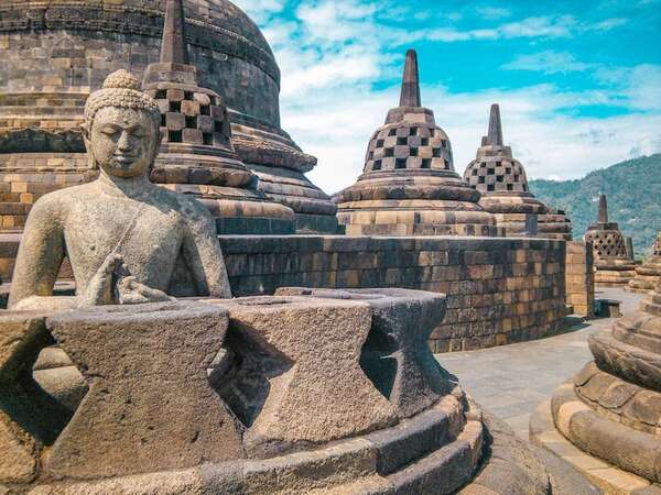 Conocé Borobudur: amanecer entre estatuas de Buda en el corazón de Java - Viajes - ABC Color