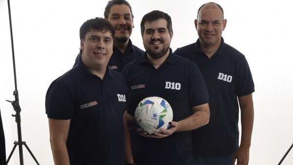 Equipo D10 realiza hoy su debut en streaming