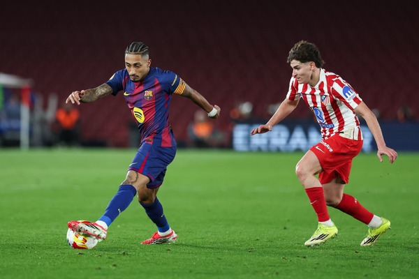 El Atlético frustra la remontada del Barça y se clasifica para la final de la Copa del Rey