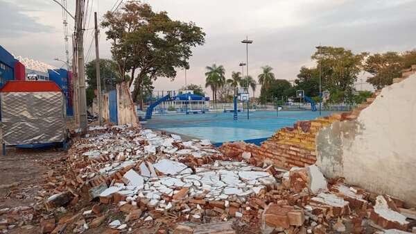 Caída de muro de Sol de América: guardia de Cerro Porteño sufrió lesiones leves - Policiales - ABC Color
