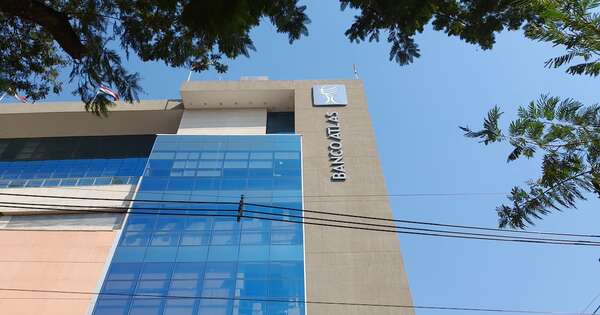 La Nación / Tribunal confirma validez de imputación contra titular del banco Atlas