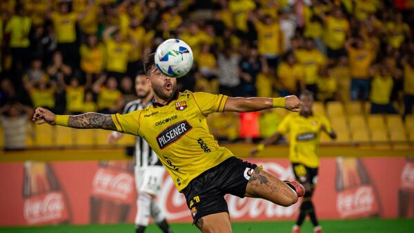 Tito Villalba anota en el empate del Barcelona